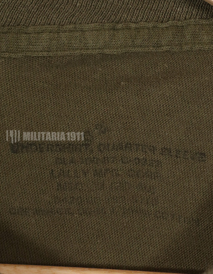 実物　1960年代〜1970年代　アメリカ軍　OD Tシャツ　インナー　中古品 D