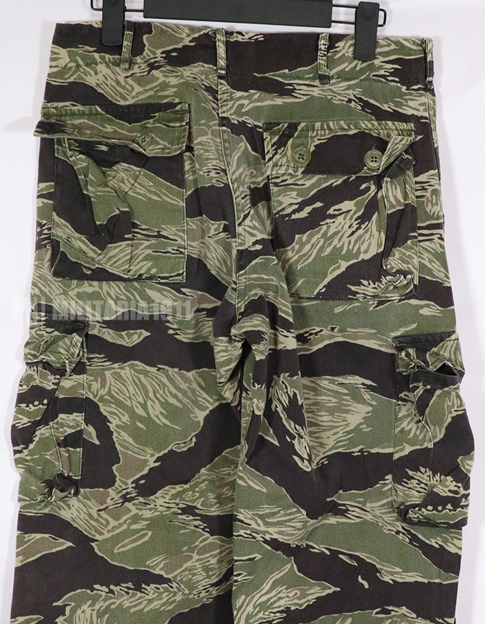 正品冲绳虎纹裤，面料已修补，稀有物品