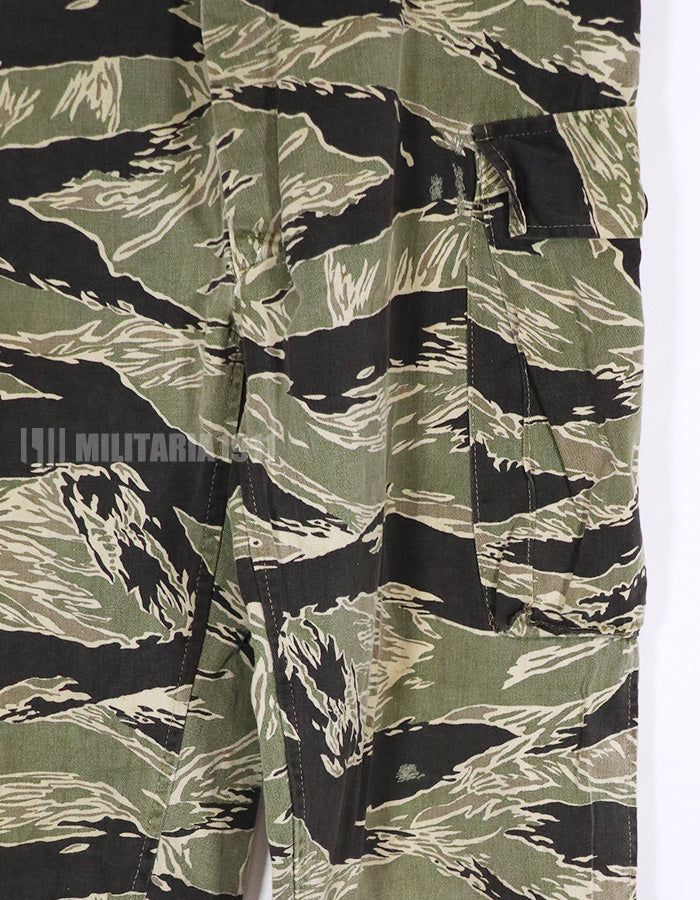 実物　沖縄タイガー　タイガーストライプ パンツ　中古品　補修あり