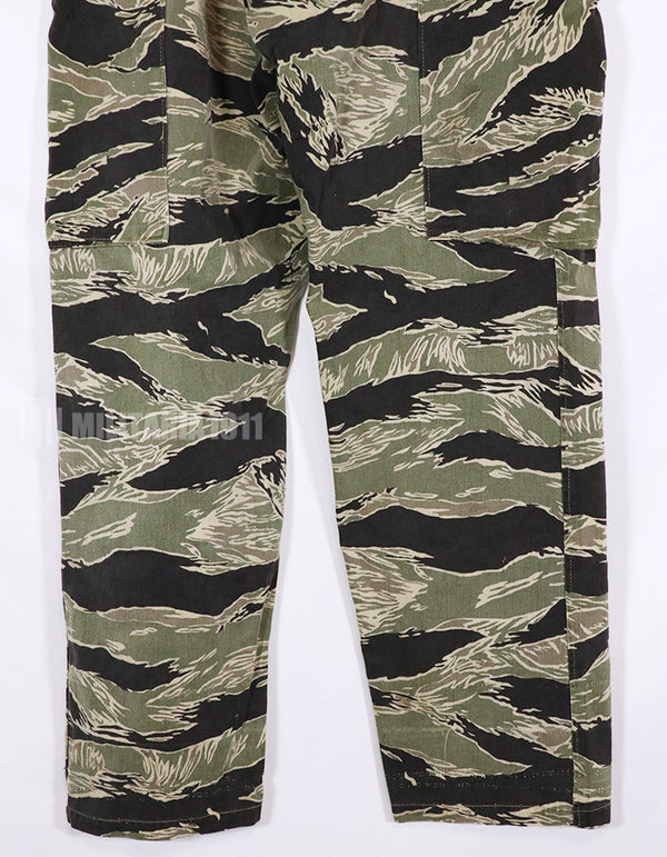 実物　沖縄タイガー　タイガーストライプ パンツ　中古品　補修あり