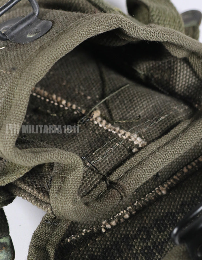 実物　アメリカ軍　M16 A1　20連マガジン　アーモポーチ　ほぼ未使用品