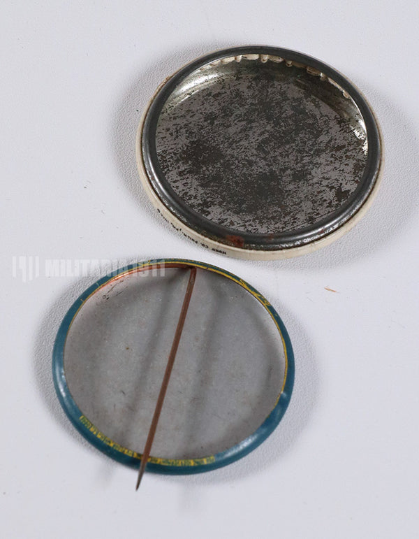 ベトナム戦争　反戦活動アイテム　Anti War item ビア缶バッチ　ヒッピー　破損あり