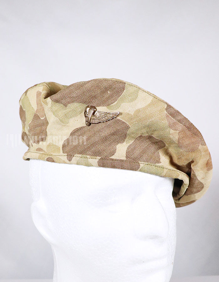 実物　USMC フォースリーコン　フロッグスキン迷彩　迷彩ベレー　バッジ（後付け）