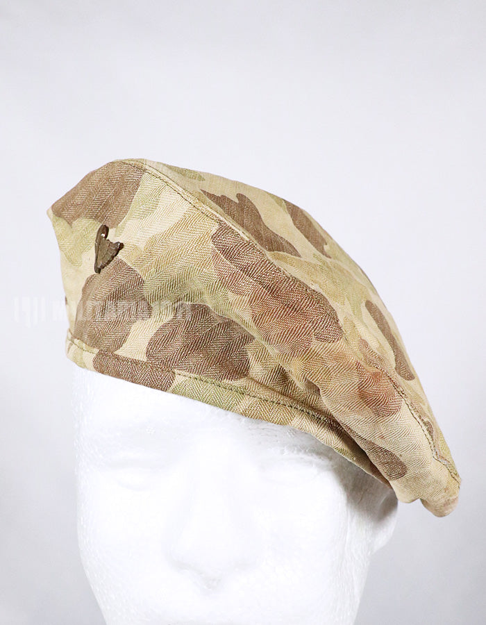 実物　USMC フォースリーコン　フロッグスキン迷彩　迷彩ベレー　バッジ（後付け）